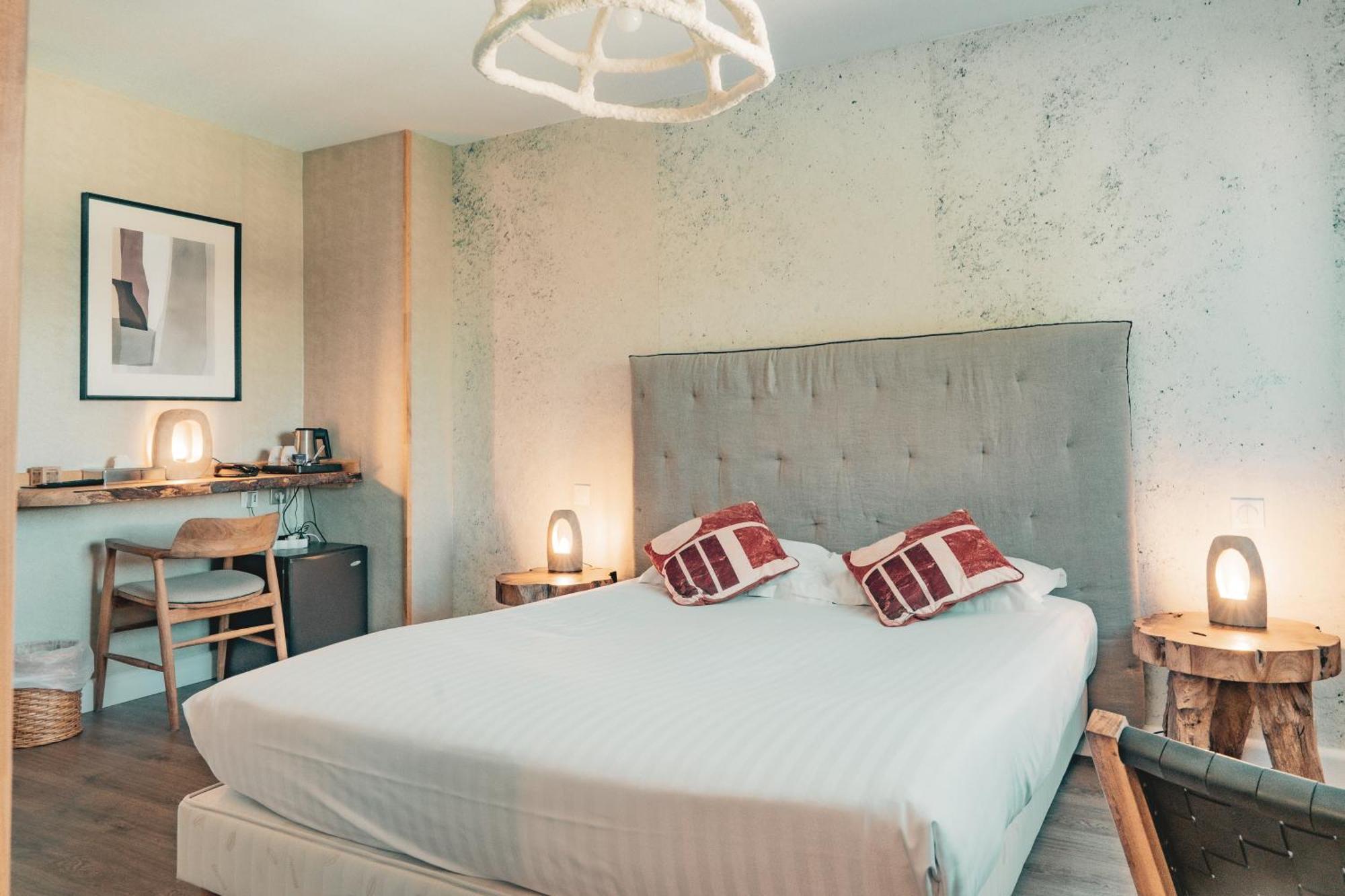 Hotel Edenia - Estime & Sens 3*